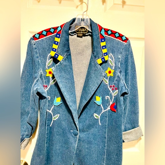 VINTAGE DENIM BLAZER BEADED FLORAL BY IVANA TRUMP 💐❤️🔥 - Picture 4 of 10
